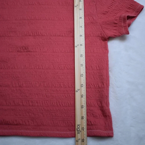 American Eagle Smocked Crop Tee Sz XS Top Shrunken Fit Boho Minimalist Barbie - Picture 15 of 16